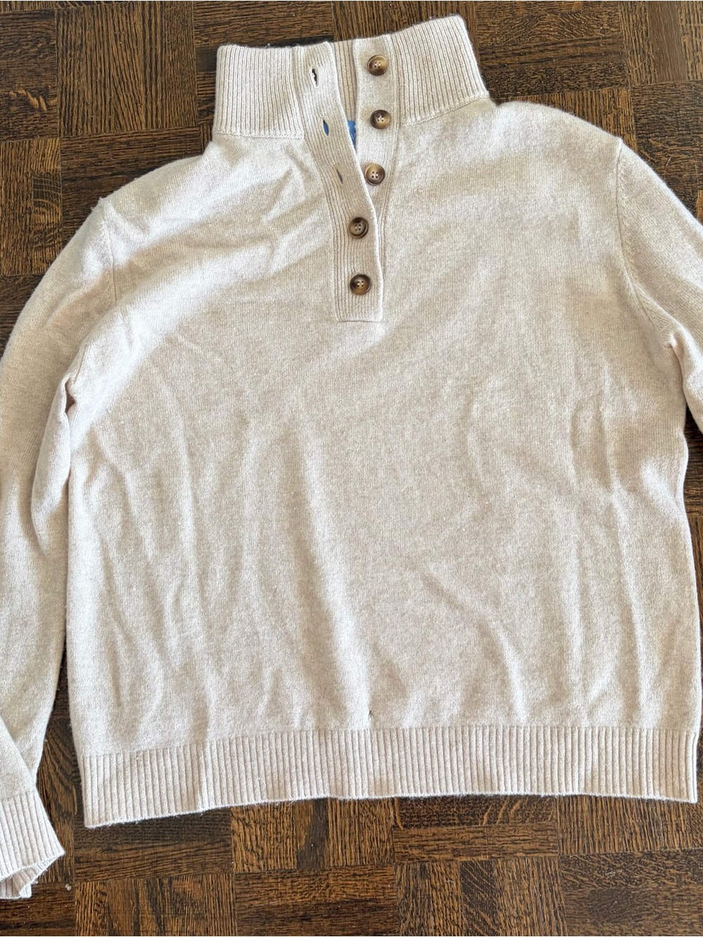 Alice Walk Cashmere Getaway Classic Cream/tan Button-Neck Women's Sweater